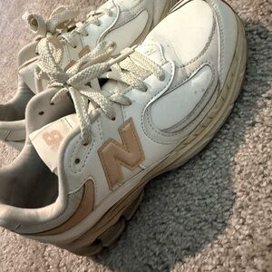 New Balance Kids White and Tan Sneakers